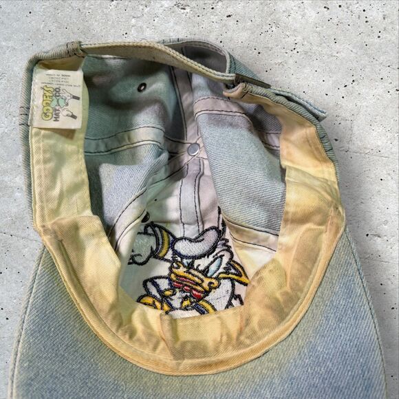Vintage 90s Hat Walt Disney World Angry Donald Duck Denim Adjustable Metal Strap - Picture 7 of 7